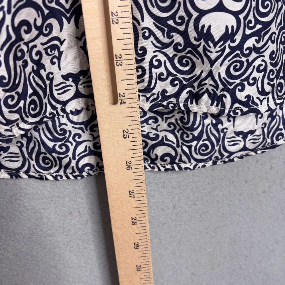 Elizabeth McKay Blouse Womens 12 Navy White Lion Print Silk Ruffle Preppy - Picture 6 of 7